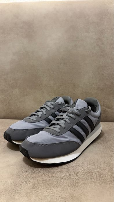 Adidas кроссовки