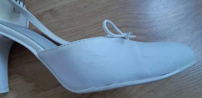Buty do ślubu rozmiar 37, producent Witt.