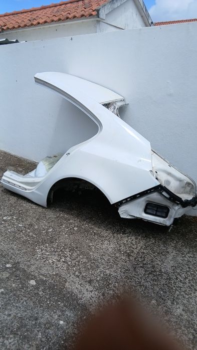 Ilharga Esquerda Opel Insignia Hatchback (5 portas) - 2013