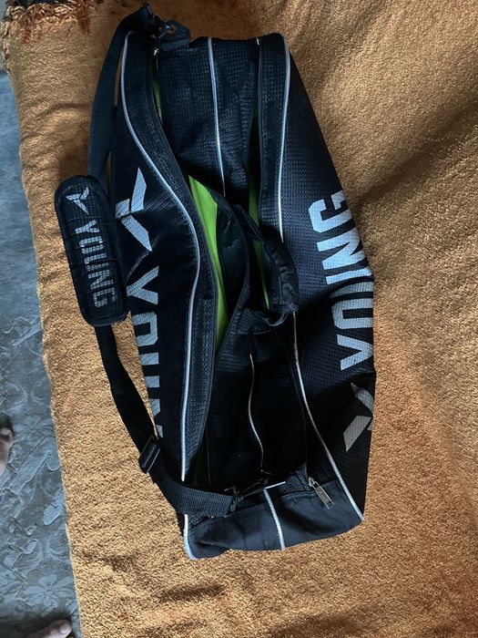 Продам сумку для бадминтона, тенниса, сквоша