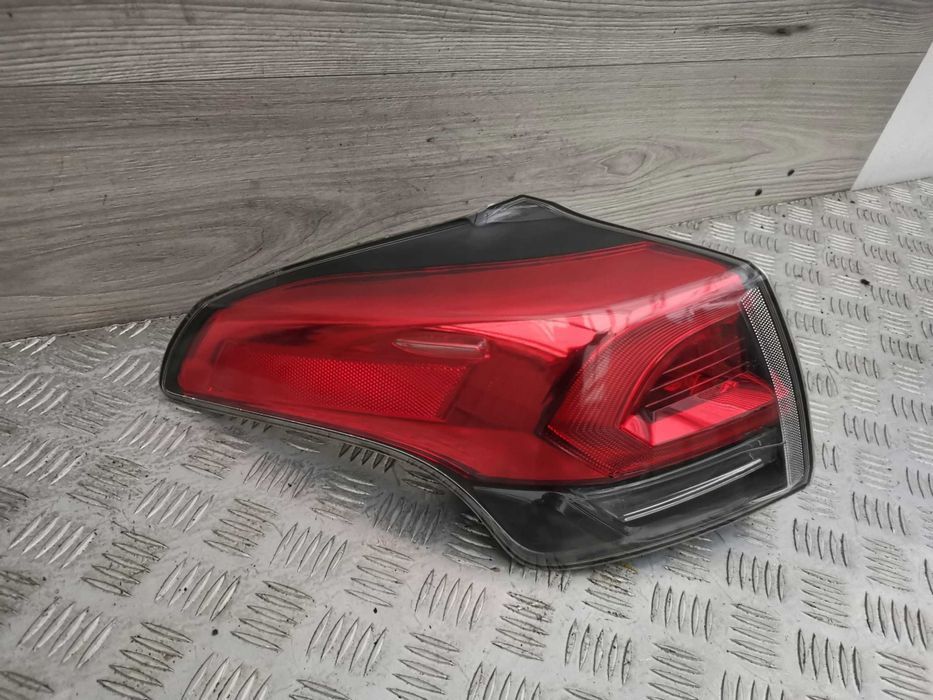 Фары передние правая левая фонари Toyota Rav 4 IV рест до рест разбор