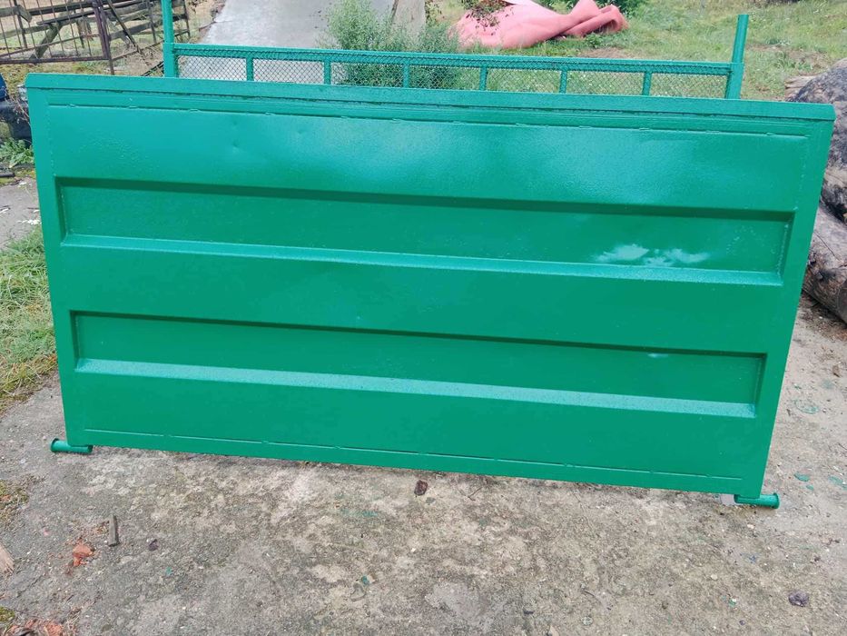 Sprzedam burty do przyczepy Awarol