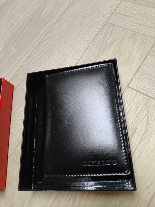 czarny portfel NA PREZENT reserved