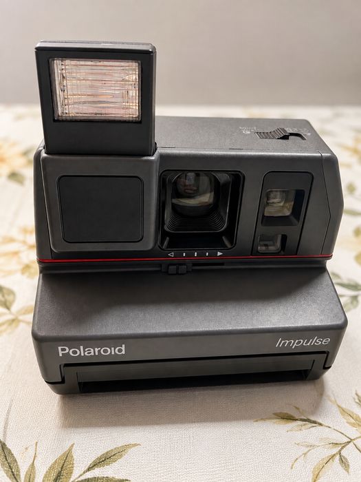 Polaroid 600 plus