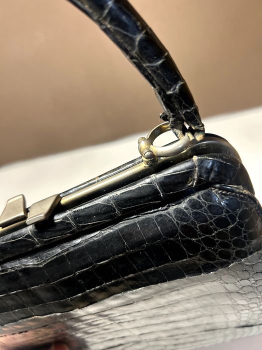 Mala Vintage Pele de Crocodilo / Caimão Preta Anos 60 Estilo Kelly