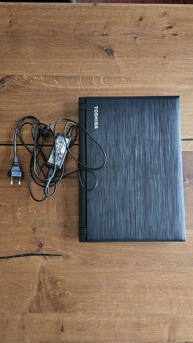 Portatil Toshiba C40