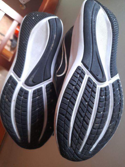 Ténis da Nike novos