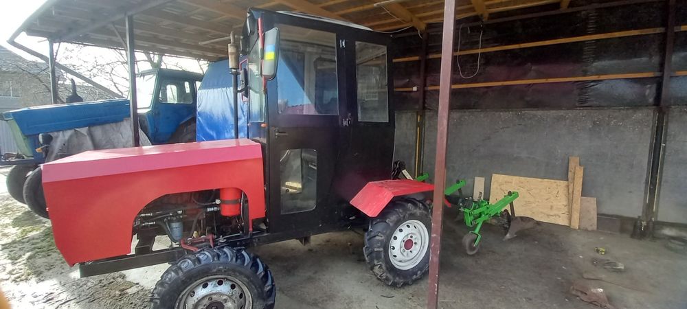 Саморобний мінітрактор