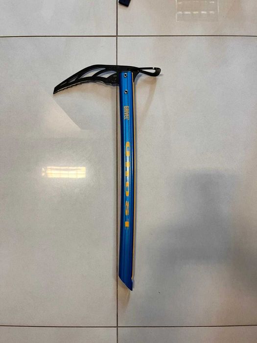 Czekan Grivel Ghost