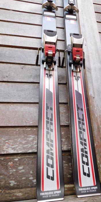 skis Dynastar vintage