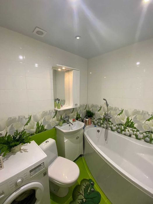 Продаж 2-кімнатної квартири вул. Небесної Сотні, 6