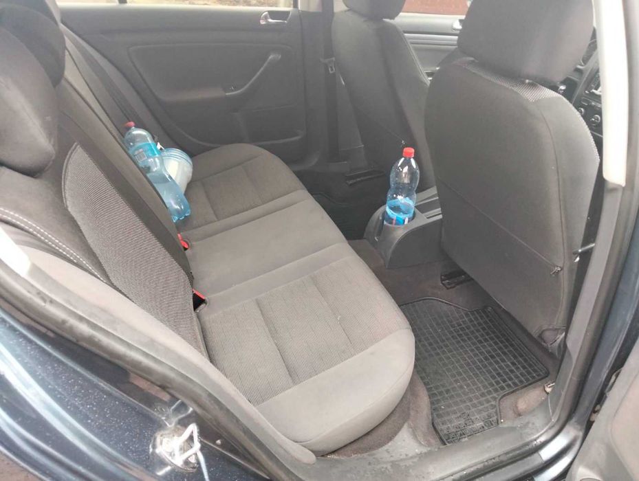 Продам Volkswagen Golf 5