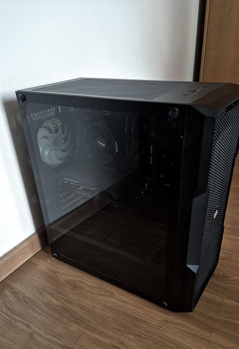 Komputer stacjonarny