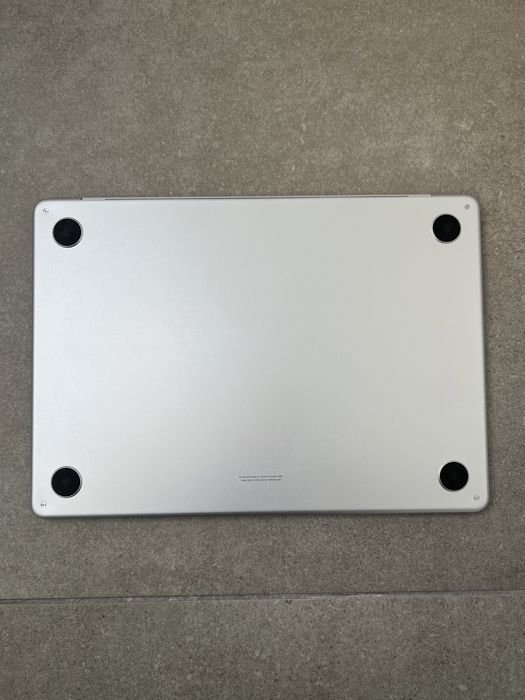 690$ MacBook Air 13" 2022 MLXY3 M2 / 8 GB / 256gb SSD ЯК НОВИЙ