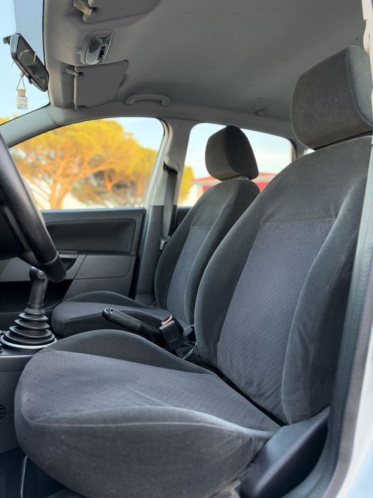 Ford Fiesta 1.25 - 100.000km