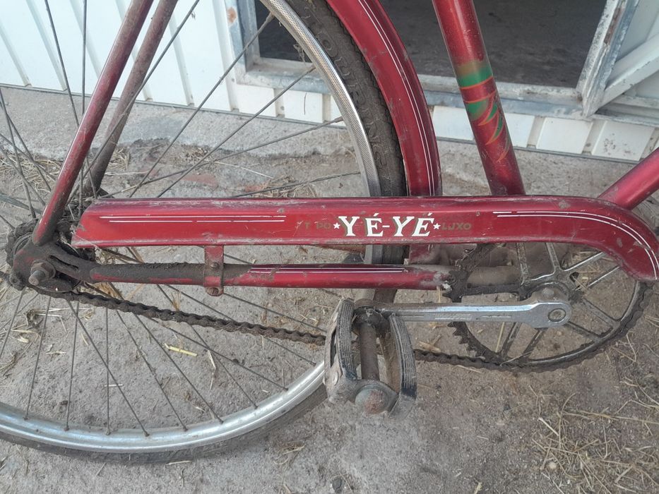 Bicicleta Antiga Sirla Yé-Yé Luxo – Clássica / Pasteleira (A Andar!) + pasteleira duran para restaurar  ou peças