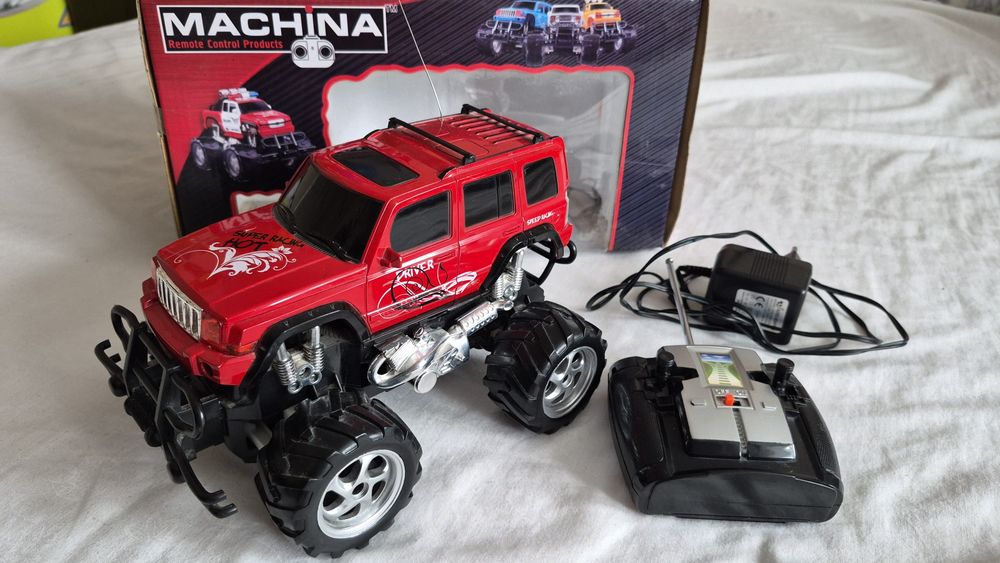 Джип на радіо керуванні