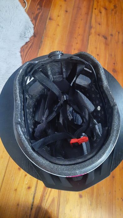 Kask ochronny w bardzo dobrym stanie