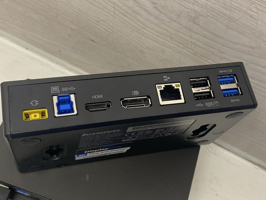 Док-станція Lenovo ThinkPad USB 3.0 Ultra Dock (модель 40A8)