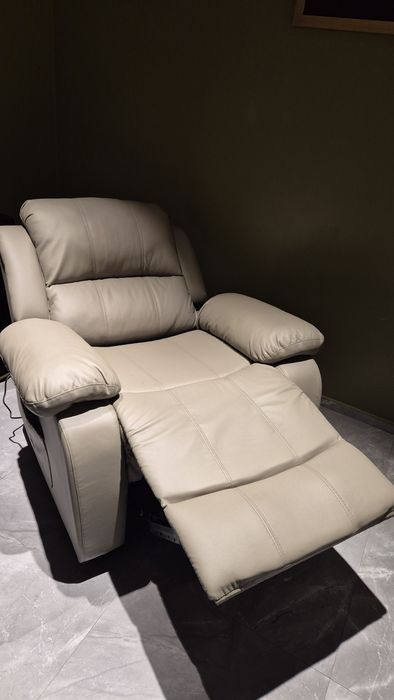 Fotel z masażem rozkładany