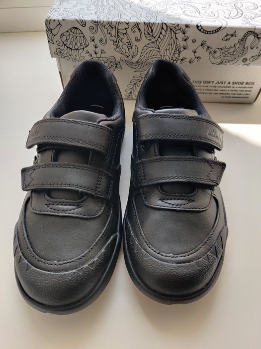 Шкіряні черевики Clarks, розмір 35