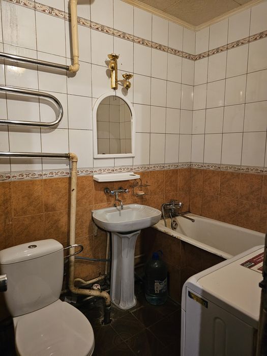 Продам 3-к.квартиру, Тракторостроителей, 158, метро Салтовское 10 мин