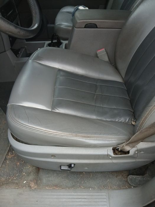 Dodge durango 2 na części