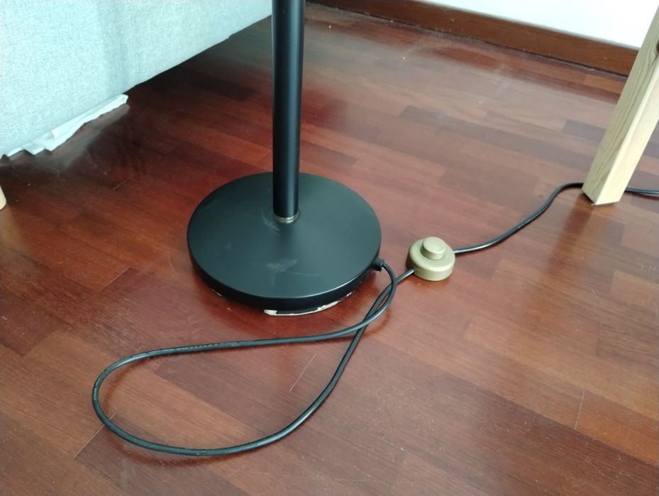 Candeeiro de pé baixo consumo