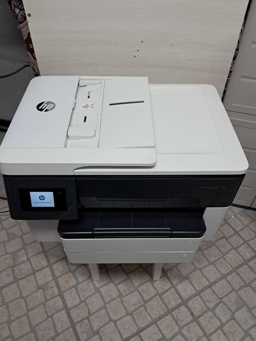 Impressora Multifunções a cores HP Officejet Pro 7740