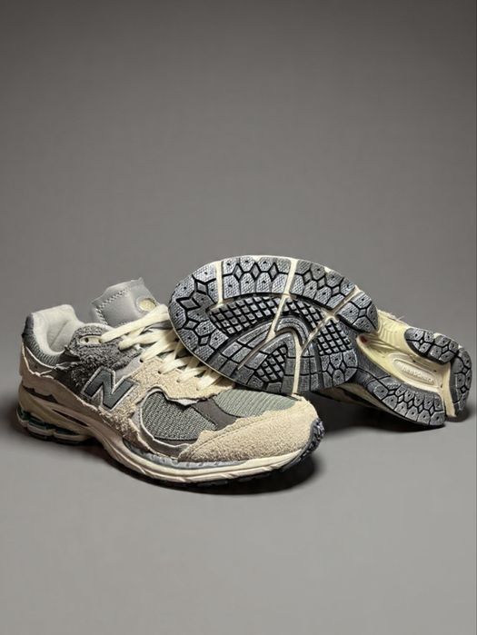 Buty New Balance 2002R