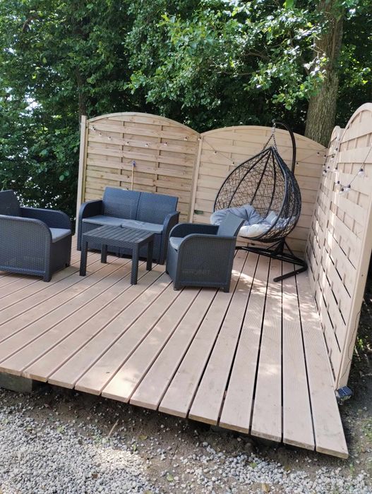 Domek letniskowy klimatyzowany nad jeziorem z linią brzegową Kaszuby