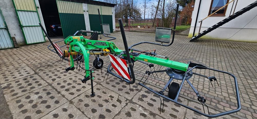 Przetrząsarka DEUTZ-FAHR CondiMaster 5221 *2015rok *(Kuhn,Pottinger)