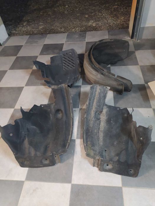 Підкрилок задній BMW X3 F25 51717213650 51717213649