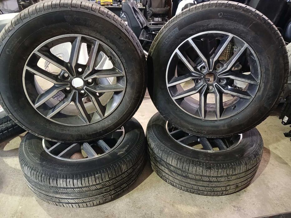 Jeep grand Cherokee WK2 диски з резиною R18 Джип гранд Черокі Разборка