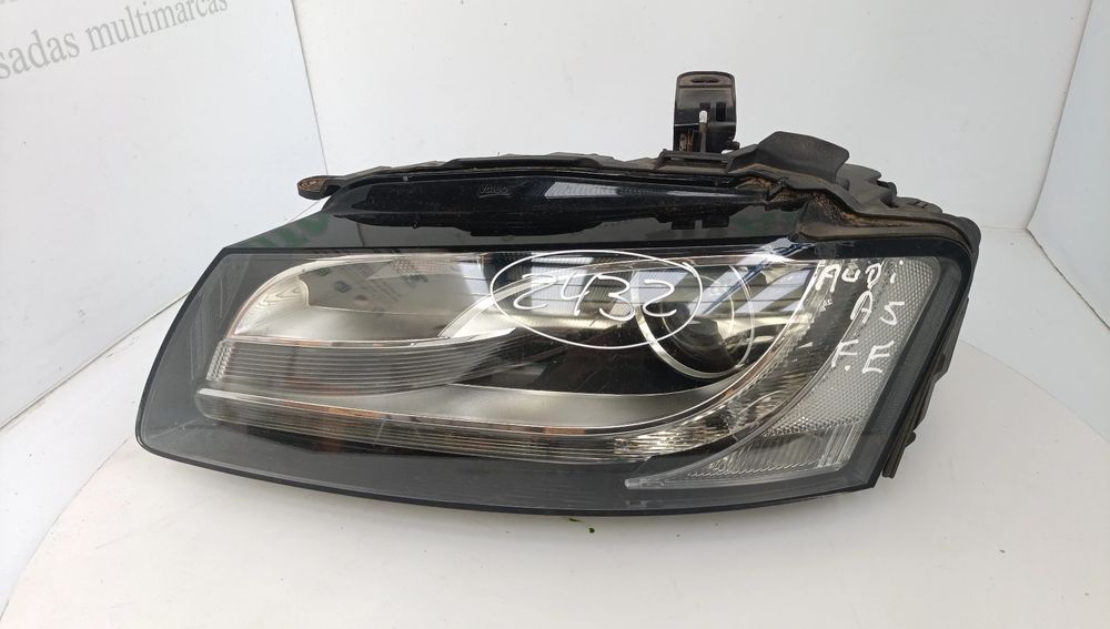Ótica / farol esquerda AUDI A5 (8T3)