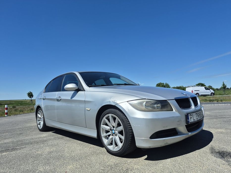 BMW serii 3 E90 Sedan