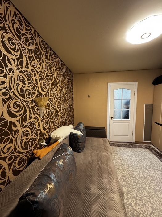 Продается 2- х комн. квартира  Хортицкий район.