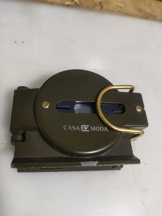 Bússola antiga de bolso