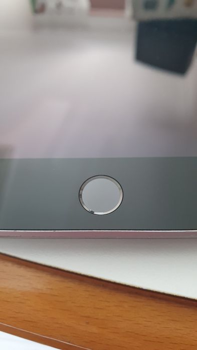 Ipad 6ª geração Wi-fi + Cellular 128 Gb (A1954)