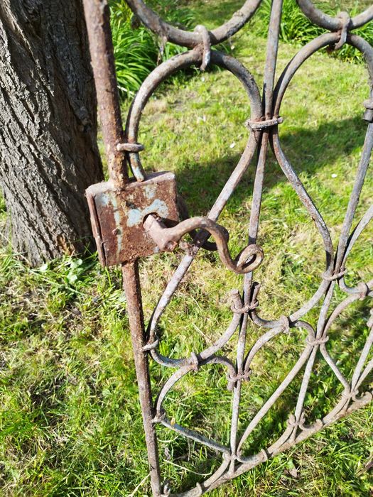 Zabytkowa zdobiona ozdobna furtka stalowa 90x115 cm