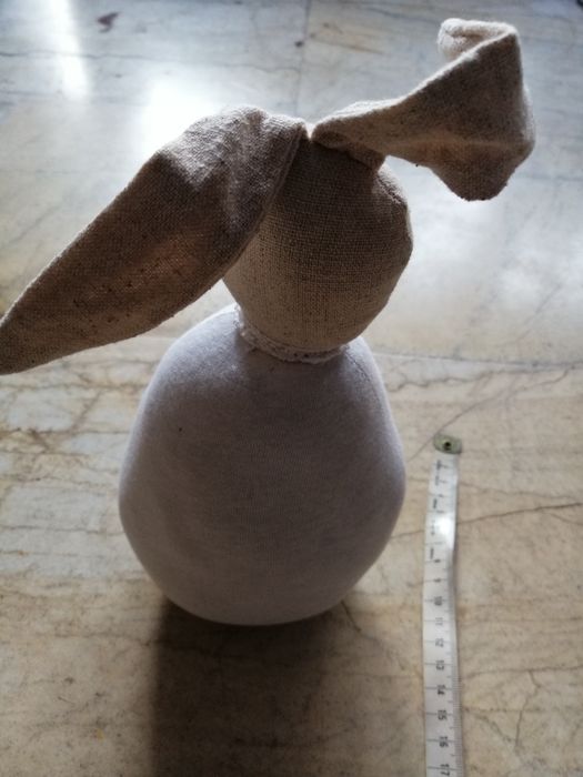 Ogranicznik do drzwi ,ozdobny ,zajączek z obciążeniem, też do książek