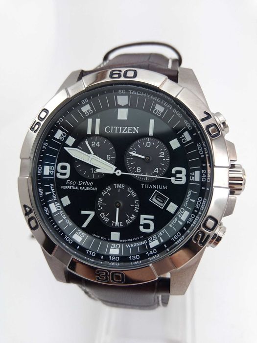 Титановые японские мужские часы Citizen Eco-Drive BL5551-06L, годинник