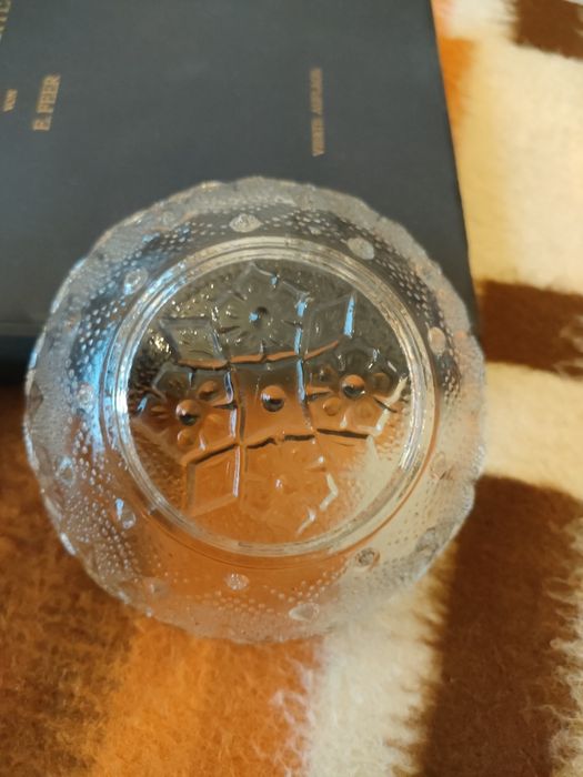 Komplet 6 ozdobnych szklanych miseczek w stylu retro – idealne do dese