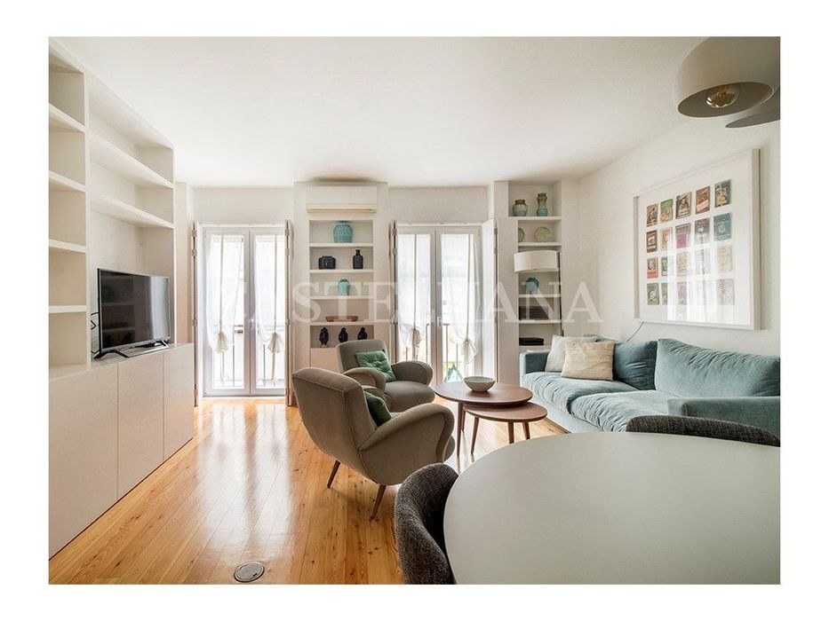 Moradia T3 entre o Principe Real e a Avenida da Liberdade com estac...