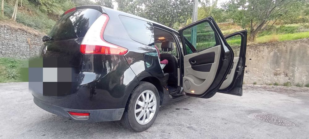 Renault Scénic Luxe 7 lugares