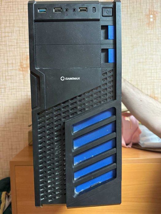 Комплект!!Системный блок+мониторы и др.