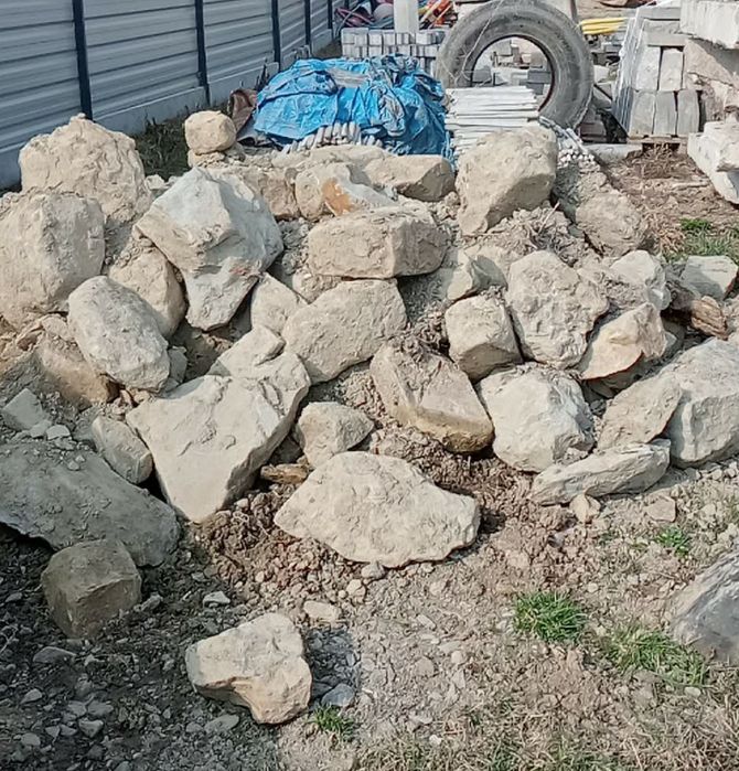 Kamień piaskowiec ozdobny, głaz ozdobny, do ogrodu, na skalniak,