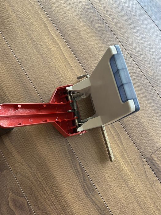 Furador Profissional Leitz 5180, vermelho