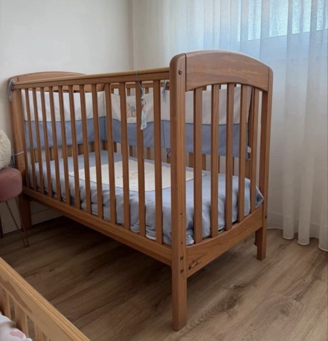 Berço bebe em bom estado