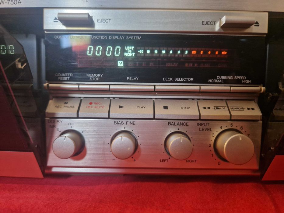 magnetofon Denon DRW-750A